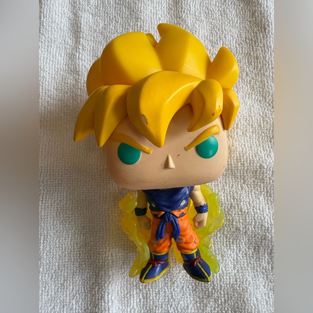Funko Super Saiyan Figure - Yellow and Orange